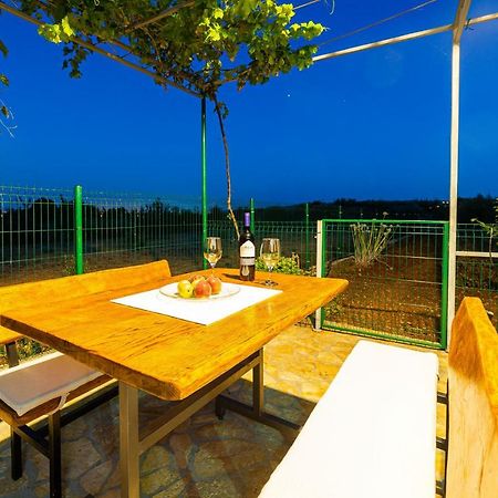Guest House Pelja Plano 外观 照片