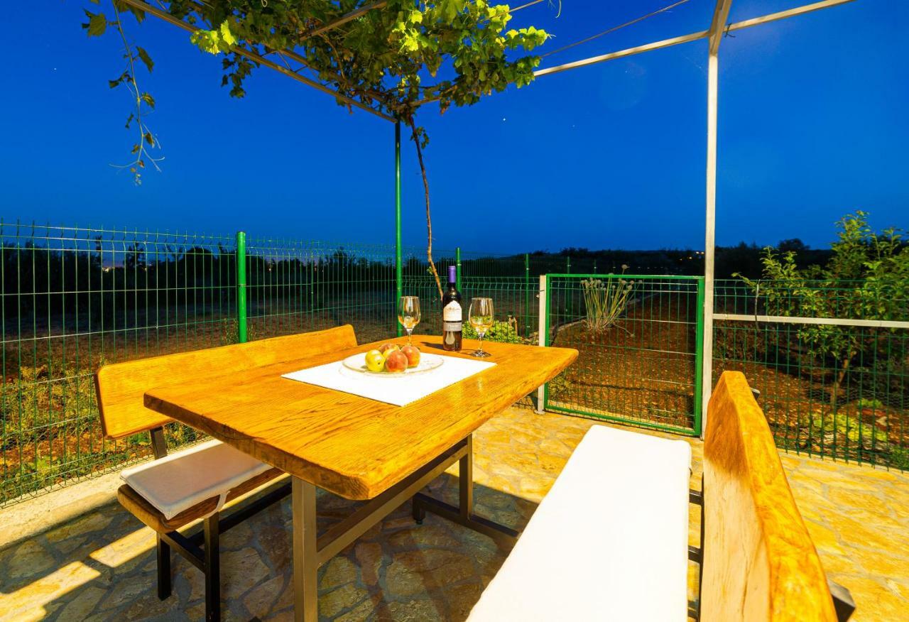 Guest House Pelja Plano 外观 照片